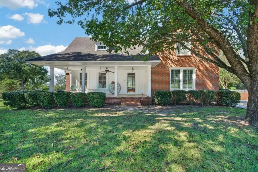149 E Main Street, Irwinton, GA 31042 - #2