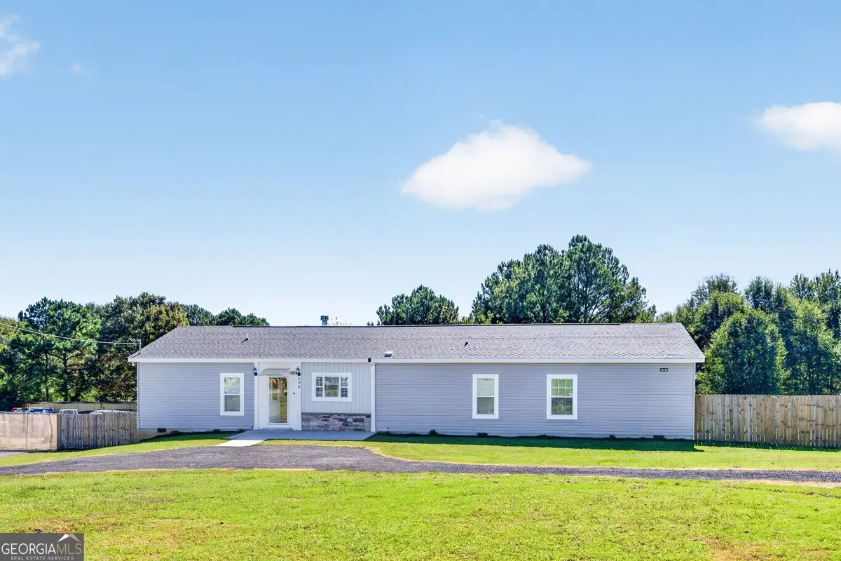 698 Smith Cemetery Road, Winder, GA 30680 - #1
