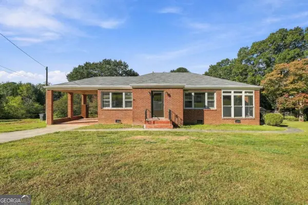 3016 Maple Road Se, Lindale, GA 30147