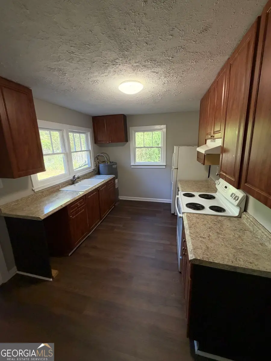 419 Barlow Street, Griffin, GA 30224 - #3
