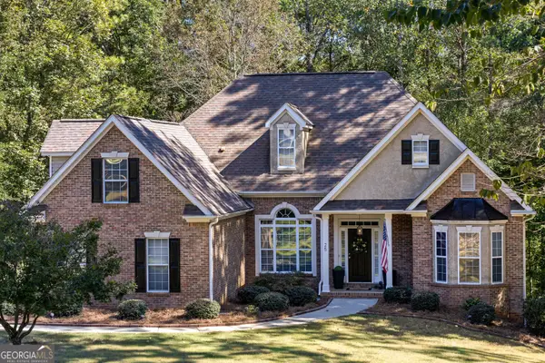 25 Lyndhurst Way, Sharpsburg, GA 30277