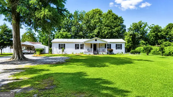 140 Crosby Street, Surrency, GA 31563