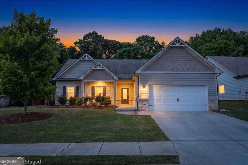 500 Brighton Park Circle, Hoschton, GA 30548 - #1