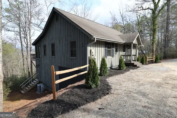 505 Long Mountain Drive, Lakemont, GA 30552