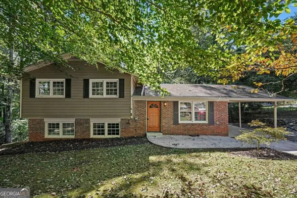 1883 Willow Lane, Acworth, GA 30102