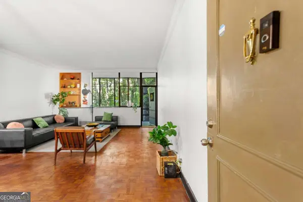 3060 Pharr Court North Nw #216, Atlanta, GA 30305