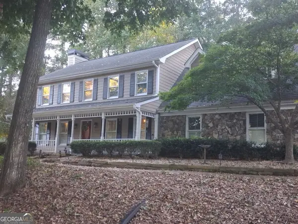 185 Indian Bluff Drive, Sharpsburg, GA 30277