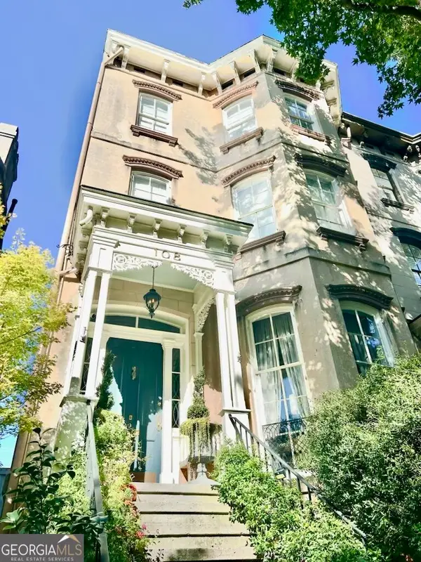 108 E Gaston Street, Savannah, GA 31401