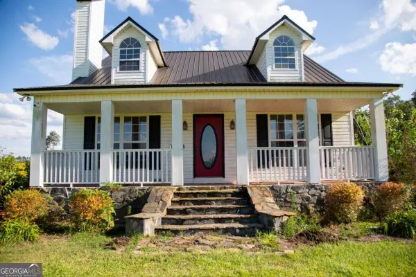1054 Penny Morris Road, Baxley, GA 31513
