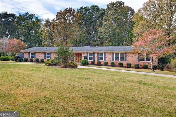 1341 Clearview Drive Nw, Acworth, GA 30102
