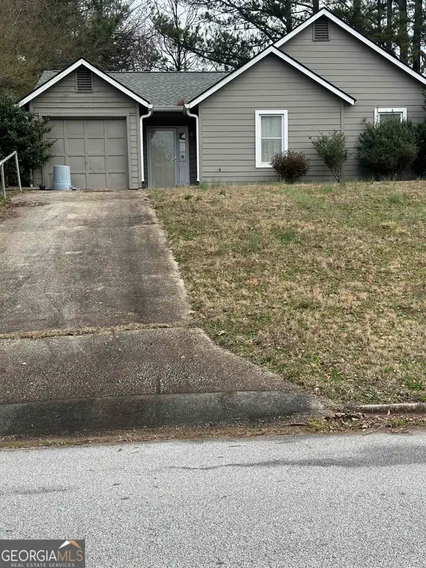 798 Durham Trail, Stone Mountain, GA 30083