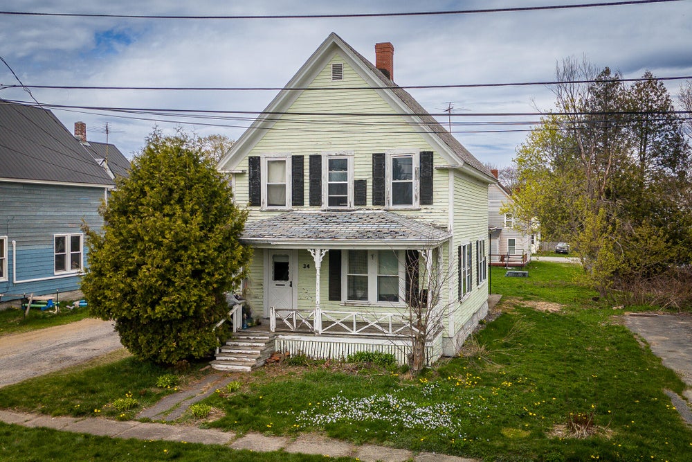 34 First Street, Milo, ME 04463 ERA