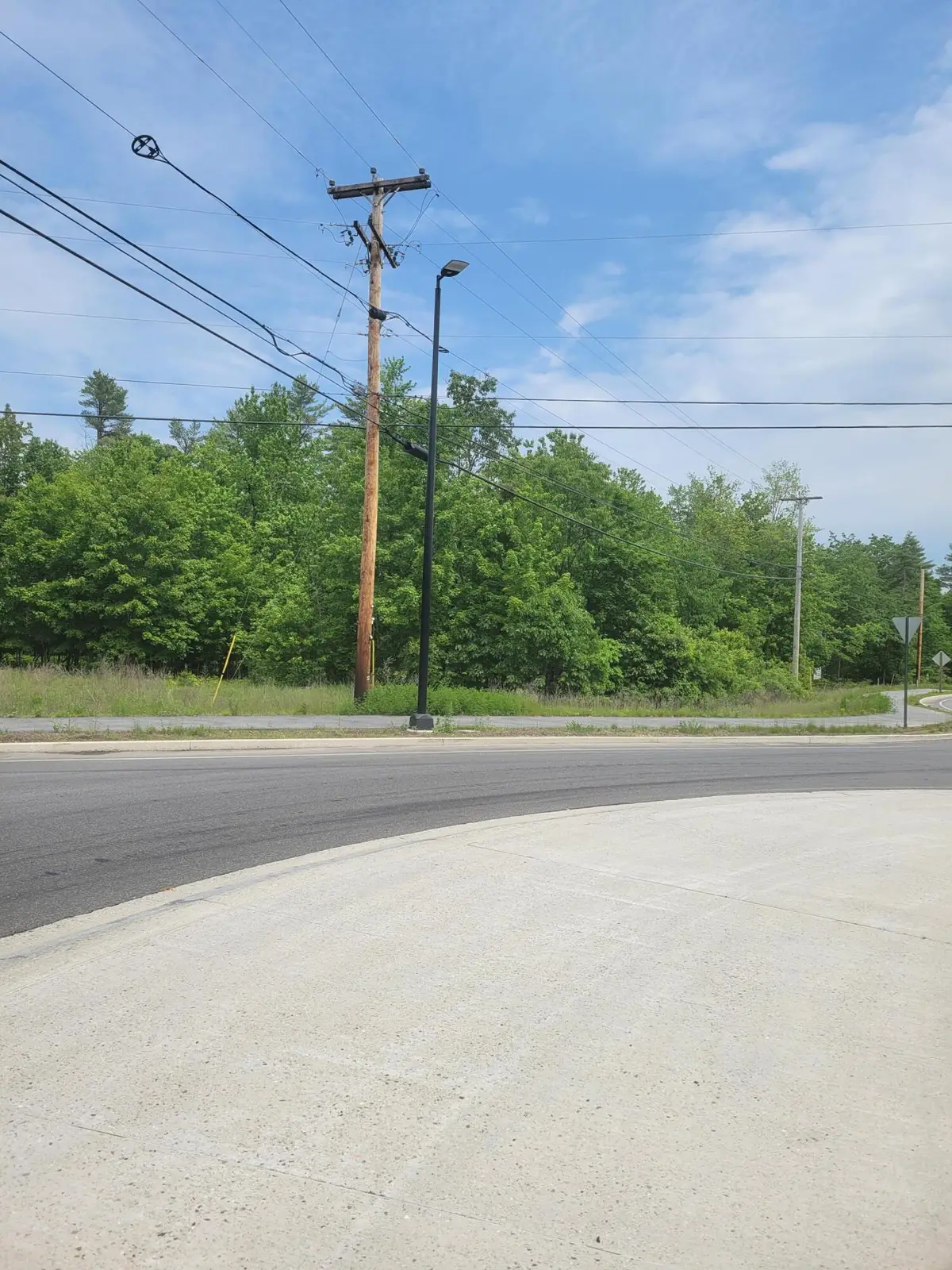 15 Manchester Road, Standish Town, ME 04085 - Image #1