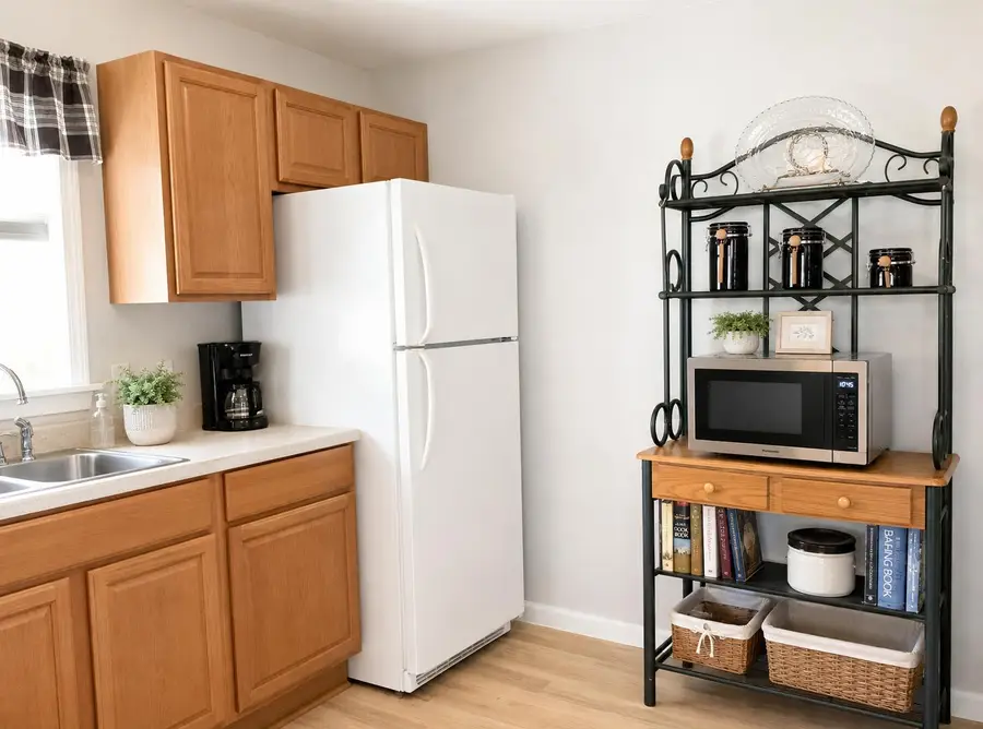 77 Main Street, Mars Hill, ME 04758 - #3