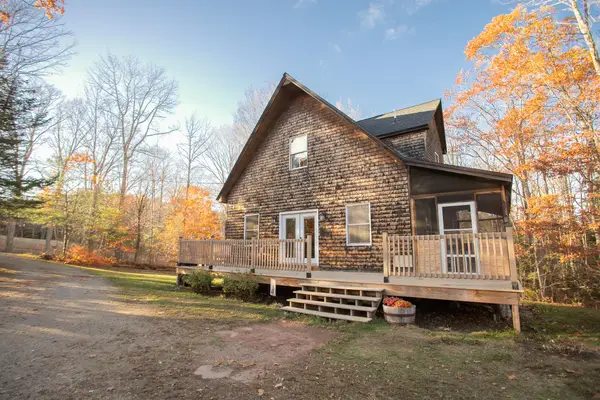 172 Tannery Loop, Amherst, ME 04605