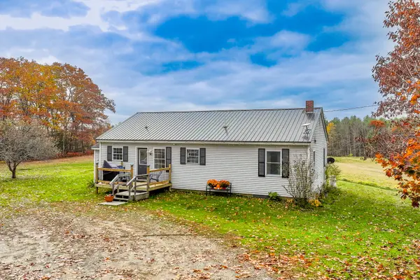 1008 Pinnacle Road, Liberty, ME 04949