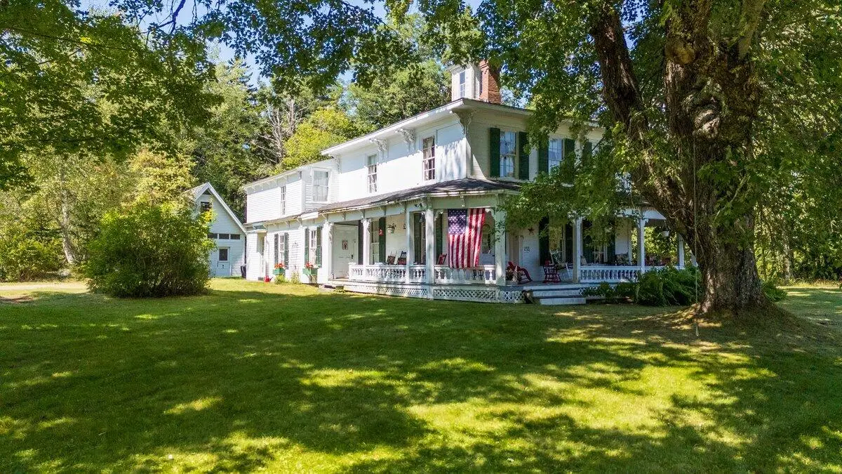 292 & 300 Main Road, Islesboro, ME 04848 - #1