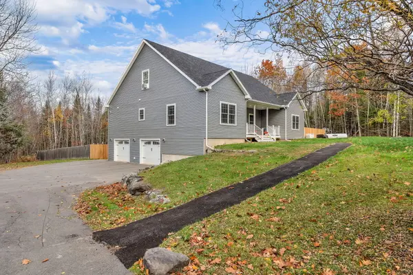 81 Fowler Road, Hampden, ME 04444