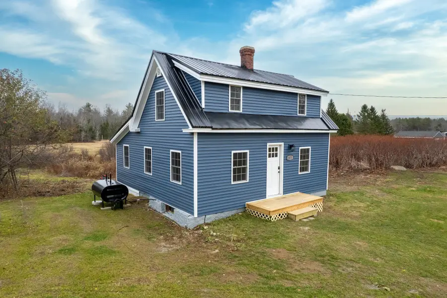 611 Stream Rd Road, Winterport, ME 04496 - Image #3