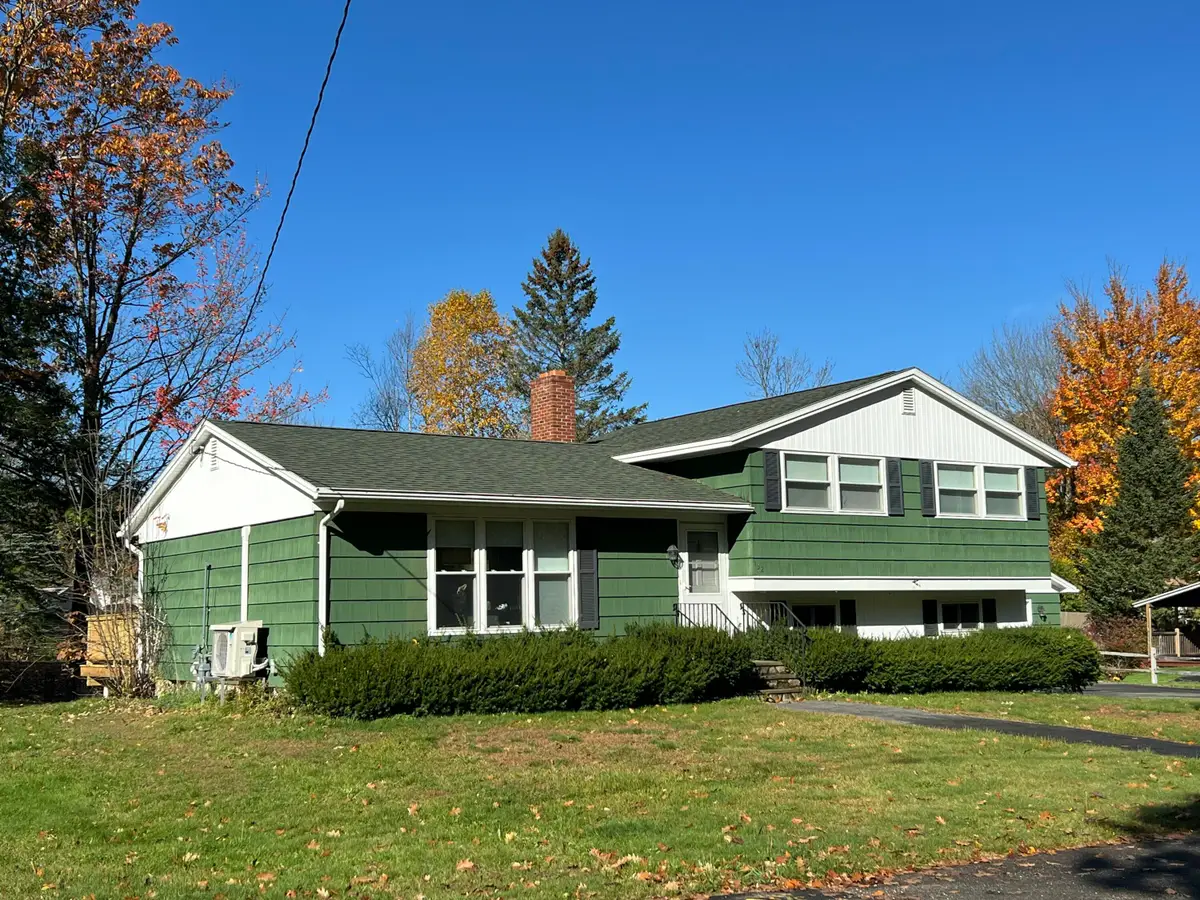132 Purinton Avenue, Augusta, ME 04330 - Image #1