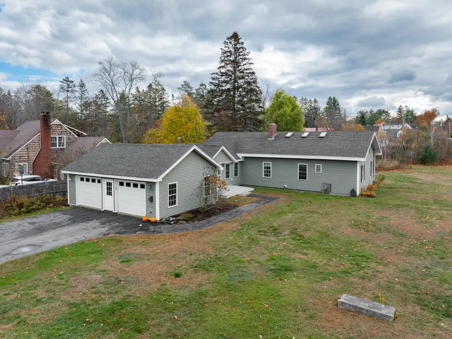 2 Chapel Road, Orono, ME 04473 - Image #2