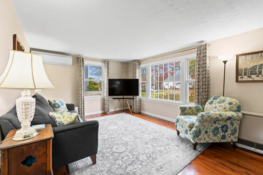 11 Phillip Street, Scarborough, ME 04074 - Image #3