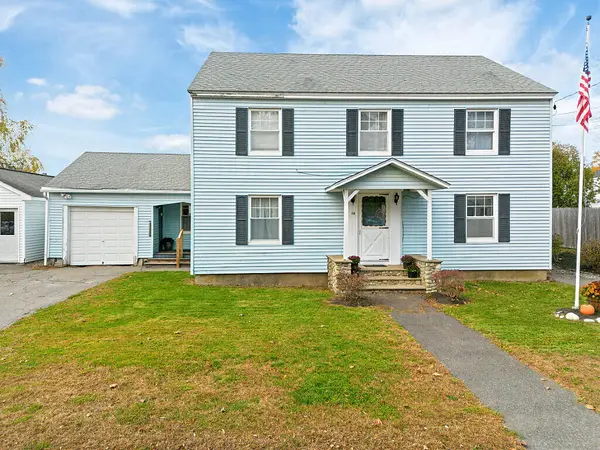 16 Hallowell Street, Winslow, ME 04901