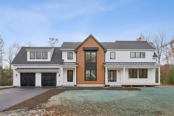 14 Betty Lane, Windham, ME 04062