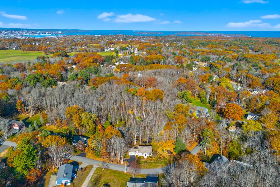 29 Eastman Road, Cape Elizabeth, ME 04107 - Image #2