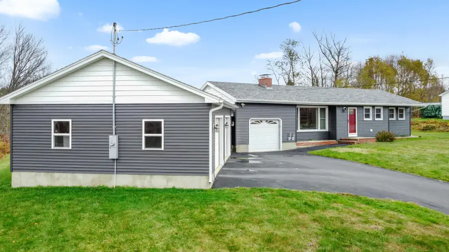 20 Thompson Road, Veazie, ME 04401 - Image #2