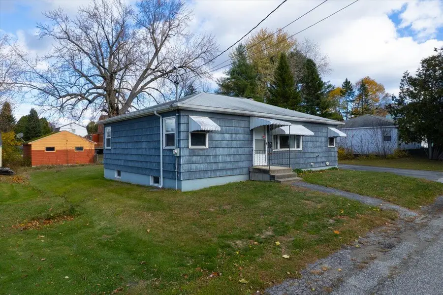 4 Highland Avenue, Lewiston, ME 04240 - Image #3