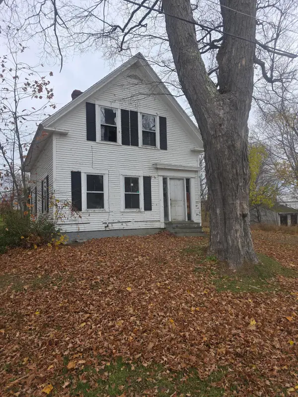 26 Mill Street, Hartland, ME 04943