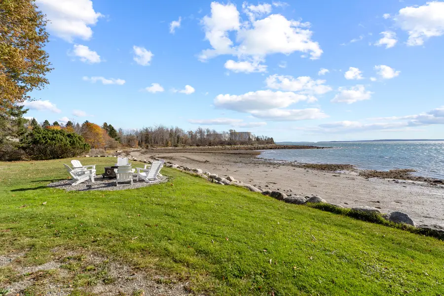 29 Navy Street, Searsport, ME 04974 - Image #2