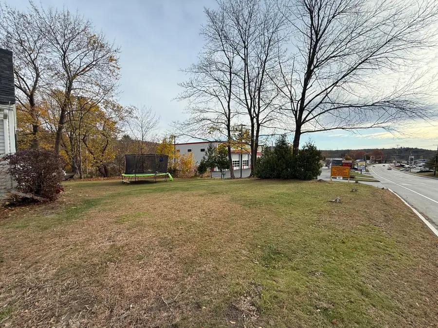 577 Maine Avenue, Farmingdale, ME 04344 - Image #3