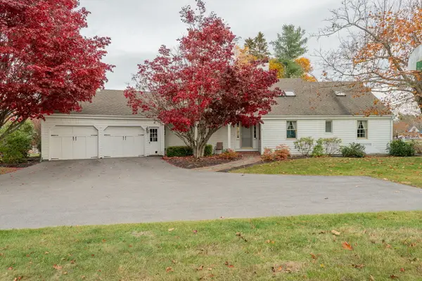 15 Sea Cove Road, Cumberland, ME 04110