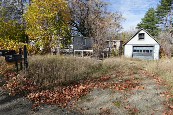 112 Holley Road Road, Farmington, ME 04938