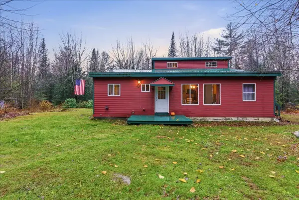 89 Hebron Road, Buckfield, ME 04220