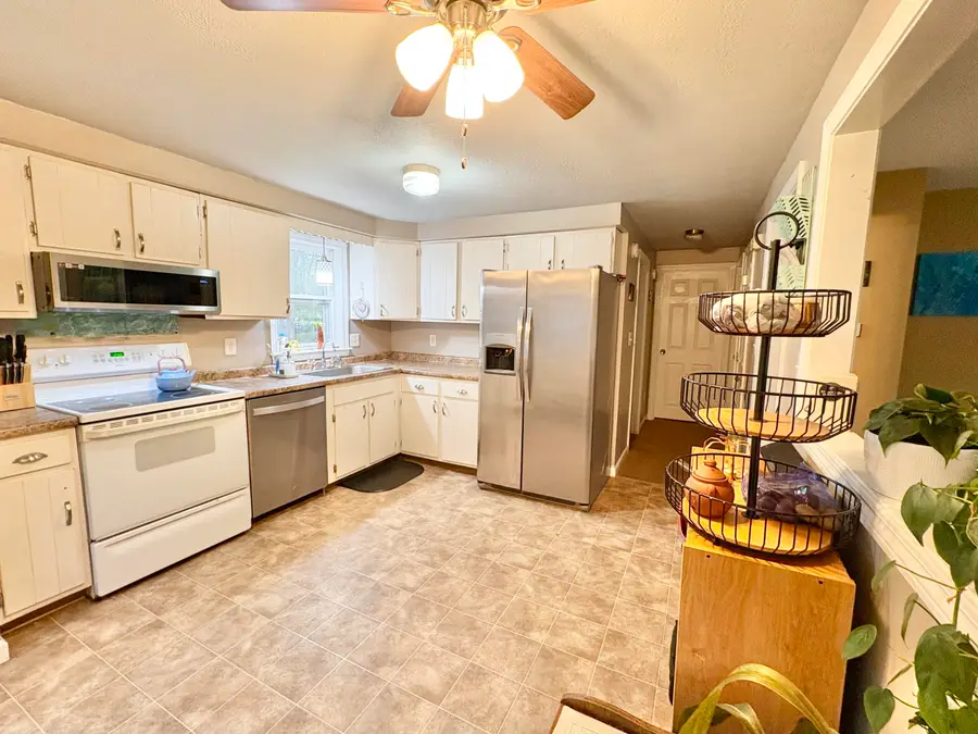 25 Brunell Avenue, Sanford, ME 04073 - Image #2