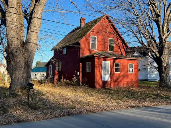 42 1st Street, Milo, ME 04463