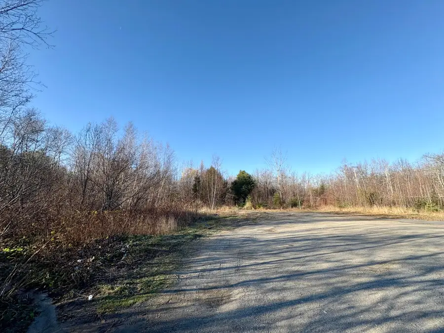 1295 Main Street, Lincoln, ME 04457 - Image #2