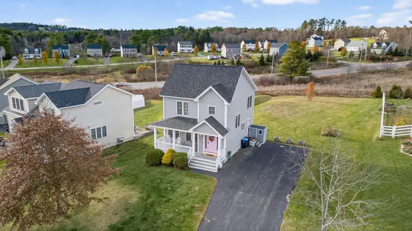 8 Castle Rock Drive, Cumberland, ME 04021