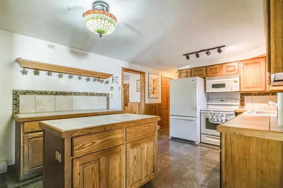 32 Queens Way, Wells, ME 04090 - Image #3