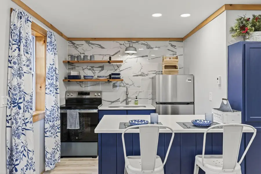 286 Main Street, Madison, ME 04950 - Image #3