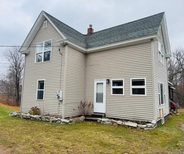 31 Gardner Street, Patten, ME 04765