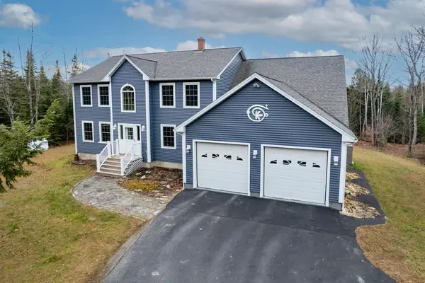 183 Skyline Road, Bangor, ME 04401