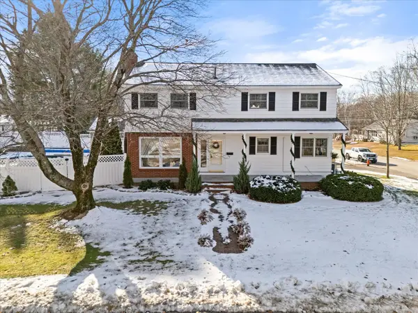 54 Rhode Island Avenue, Millinocket, ME 04462