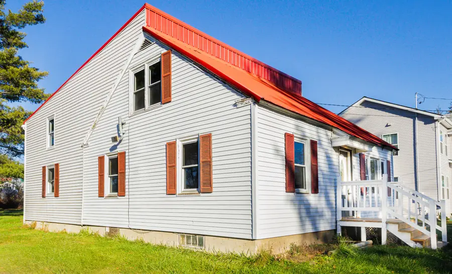 35 Oakland Street, Waterville, ME 04901 - Image #2