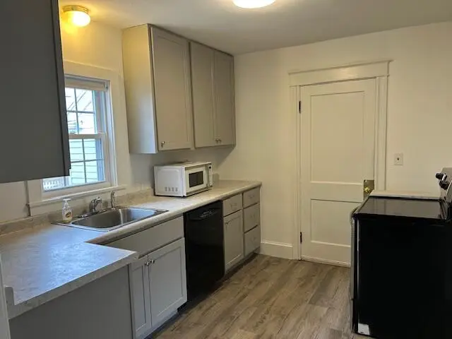 49 Clinton Street, South Portland, ME 04106 - Image #3