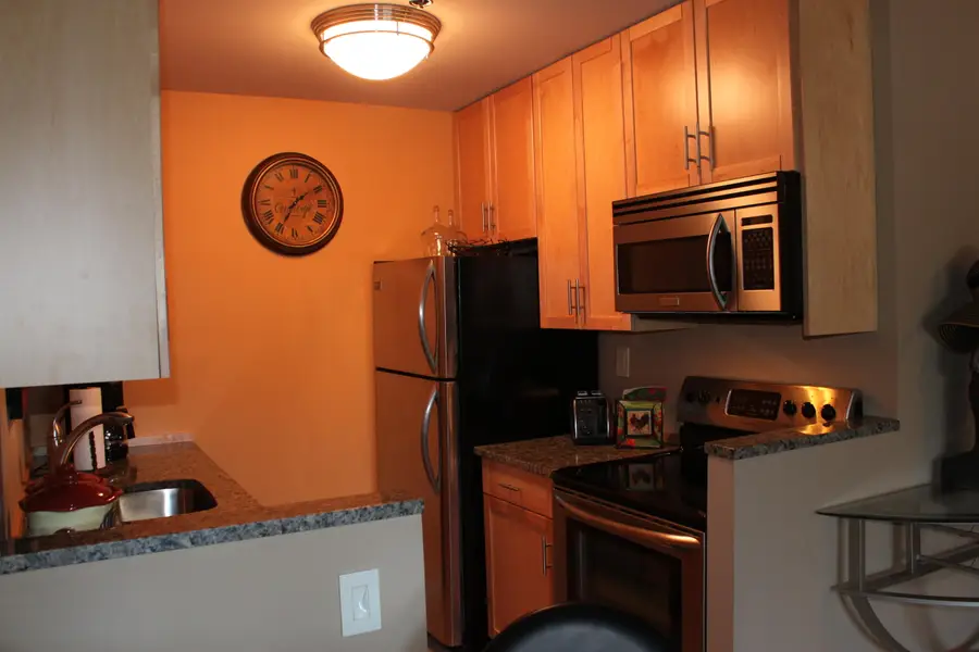 148 Breakwater Drive #201, South Portland, ME 04106 - Image #3