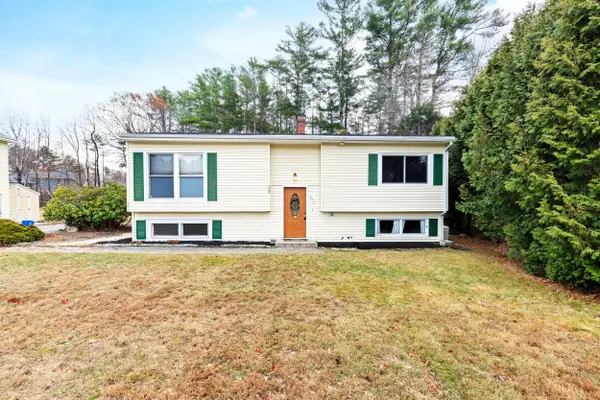 373 Pond Road, Lewiston, ME 04240